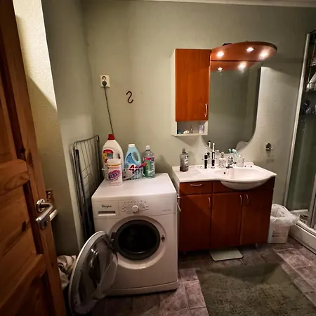 75 Square With Free Parking Great Views Apartamento